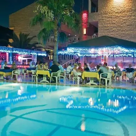 酒店 Havana 3*